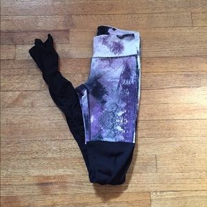 ALO Yoga Goddess leggings M medium